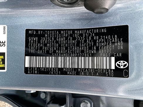 Used 2024 Toyota Corolla LE FWD image 29