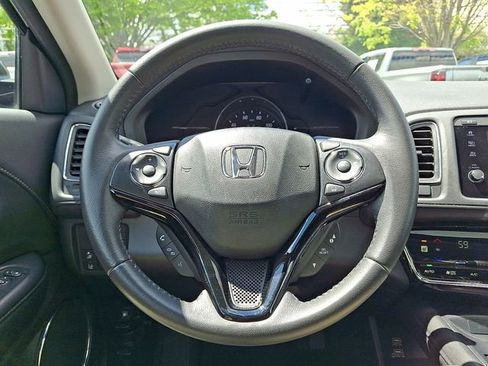 Used 2021 Honda HR-V EX-L image 11