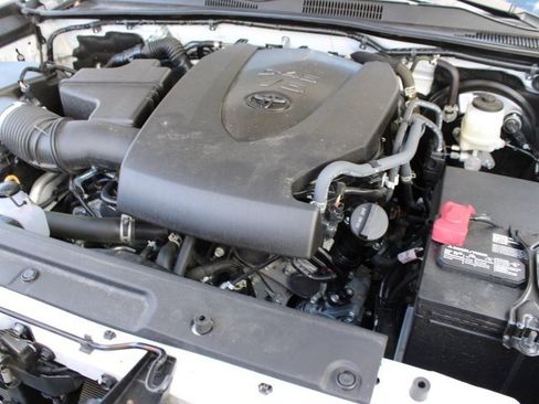 Certified 2023 Toyota Tacoma TRD Sport image 26