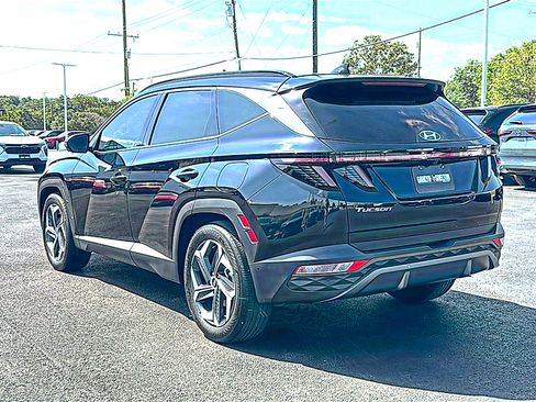 Used 2024 Hyundai Tucson Limited FWD image 6