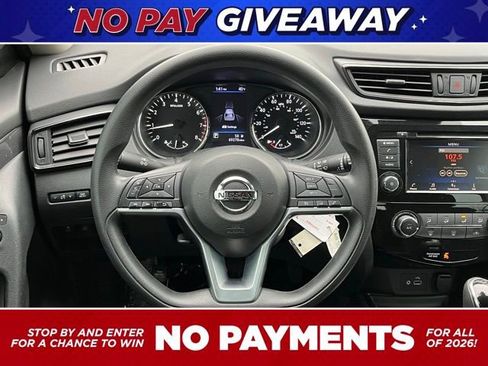 Used 2020 Nissan Rogue S image 11