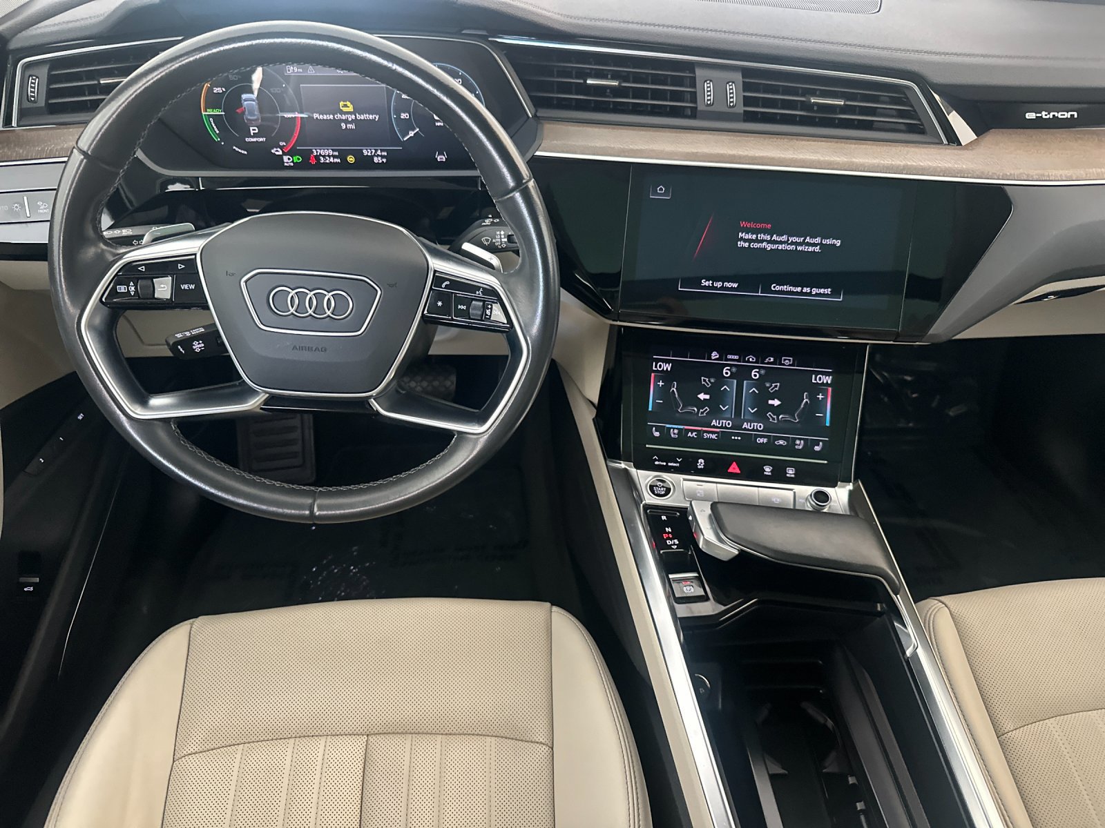 Used 2024 Audi Q8 e-tron Premium Plus w/ Premium Plus Package AWD/4WD image 14