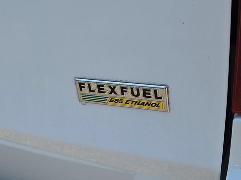 Used 2019 Dodge Grand Caravan SE FWD image 30