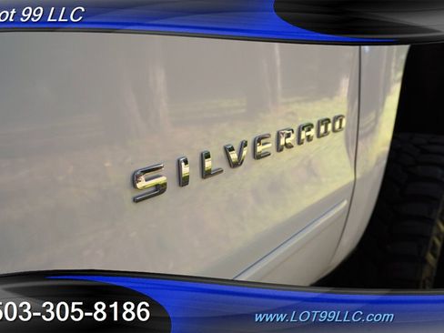 Used 2018 Chevrolet Silverado 1500 LT w/ All Star Edition AWD/4WD image 39