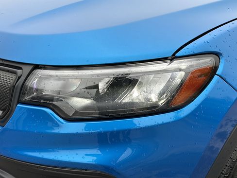 Used 2022 Jeep Compass Altitude image 9