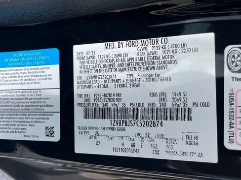 Used 2012 Ford Mustang Shelby GT500 w/ SVT Performance Pkg RWD image 32