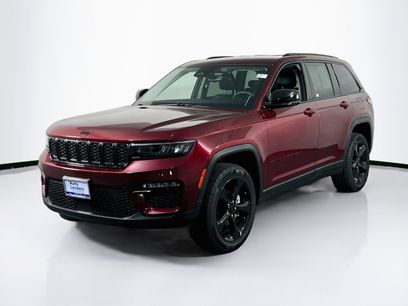 Used 2023 Jeep Grand Cherokee Limited w/ Black Appearance Package
