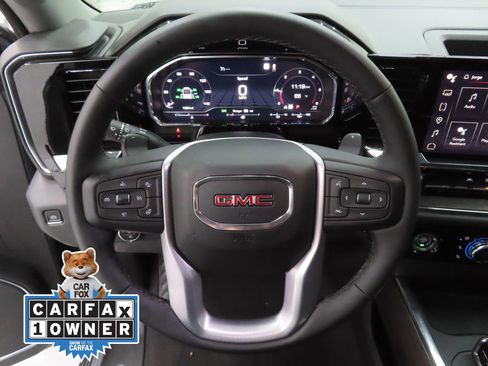 Used 2023 GMC Sierra 1500 SLT image 14