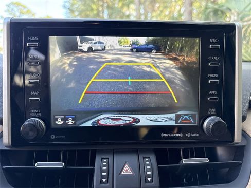 Used 2019 Toyota RAV4 Limited image 27