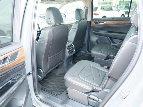 New 2026 Volkswagen Atlas SE FWD image 30