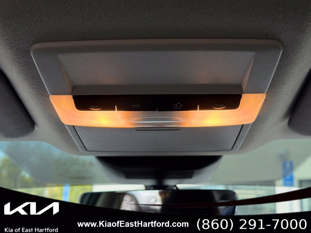 Used 2023 Nissan Sentra SR w/ Electronics Package FWD image 29