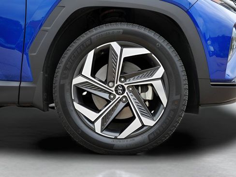 Certified 2024 Hyundai Tucson Limited AWD/4WD image 9