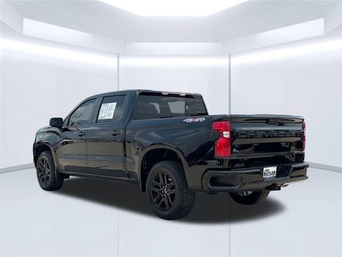 Used 2022 Chevrolet Silverado 1500 Custom w/ LPO, Dark Essentials Package AWD/4WD image 3