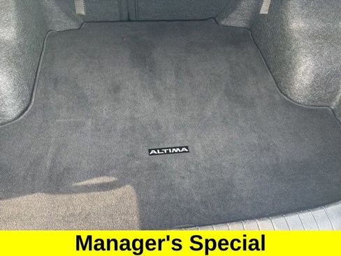 Used 2024 Nissan Altima 2.5 SV image 32