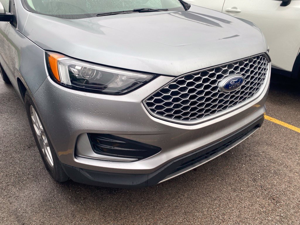 Used 2024 Ford Edge SEL AWD/4WD image 5
