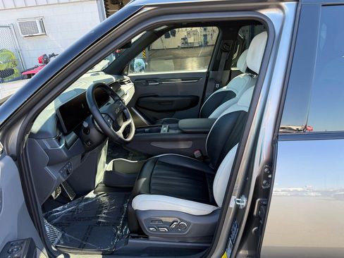 Used 2024 Kia EV9 GT-Line image 4