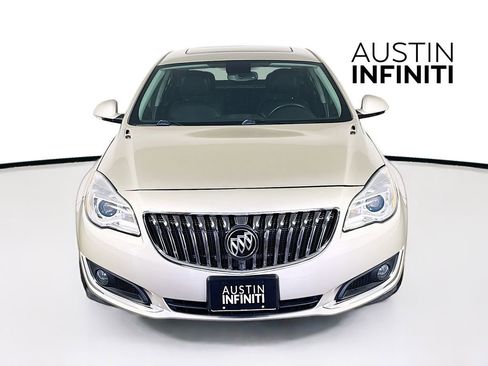 Used 2015 Buick Regal Premium image 2