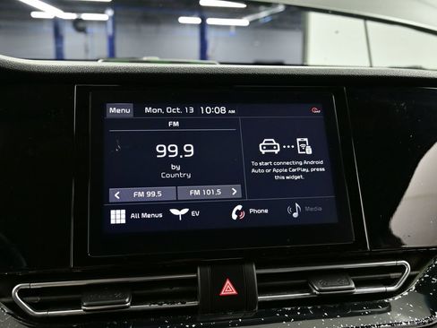 Used 2022 Kia Niro EX w/ Cold Weather Package image 8