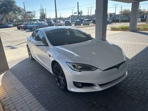 Used 2020 Tesla Model S Long Range Sedan image 3