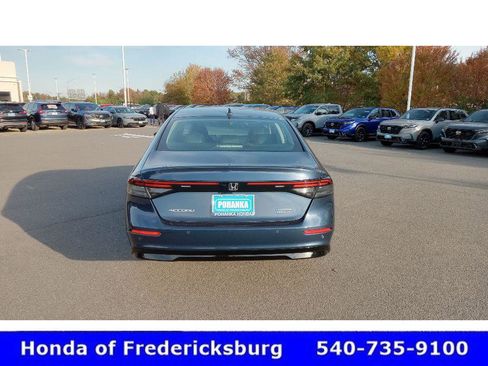 Used 2025 Honda Accord Touring image 5