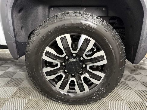 New 2026 GMC Sierra 2500 Denali Ultimate AWD/4WD image 19