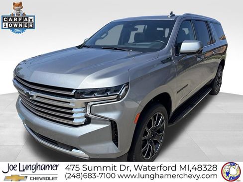 Used 2023 Chevrolet Suburban High Country AWD/4WD image 8