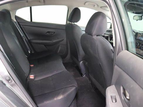 Used 2025 Nissan Sentra S FWD image 17