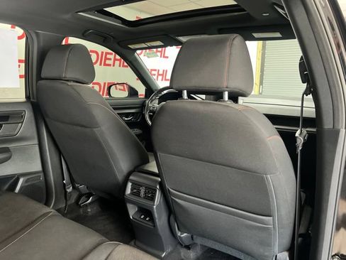 Used 2024 Honda CR-V Sport image 11