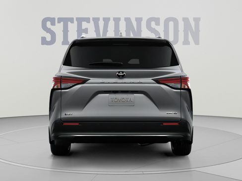 New 2026 Toyota Sienna Limited FWD image 8