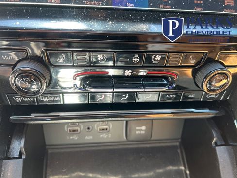 Used 2023 Jeep Grand Cherokee L Summit w/ Advanced Protech Group IV AWD/4WD image 32