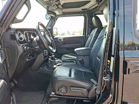 Used 2021 Jeep Wrangler Unlimited Sahara AWD/4WD image 12