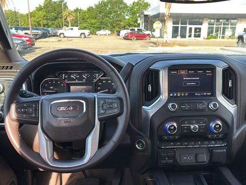 Used 2022 GMC Sierra 1500 SLT w/ SLT Premium Plus Package image 18