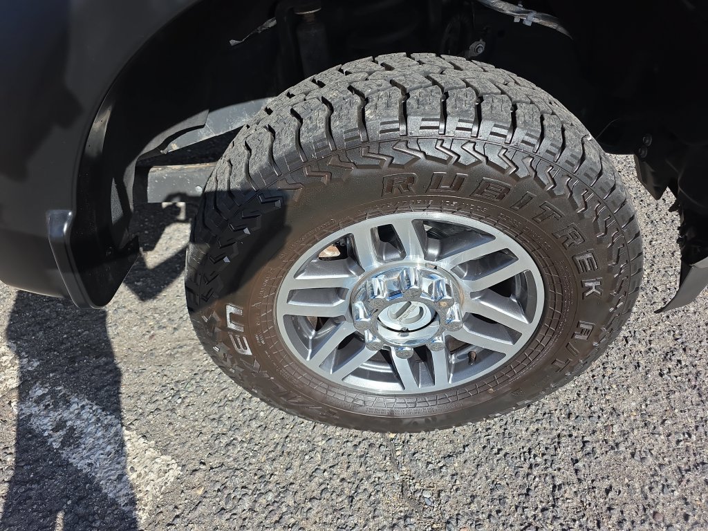 Used 2019 Ford F250 Lariat w/ Lariat Ultimate Package AWD/4WD image 38