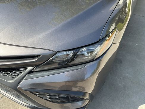 Used 2023 Toyota Camry SE w/ Convenience Package image 6