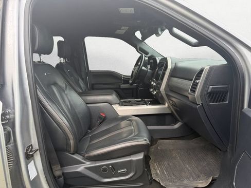Used 2022 Ford F350 Platinum w/ Tremor Off-Road Package AWD/4WD image 15