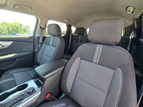 Used 2024 Chevrolet Blazer LT w/ Convenience Package FWD image 22