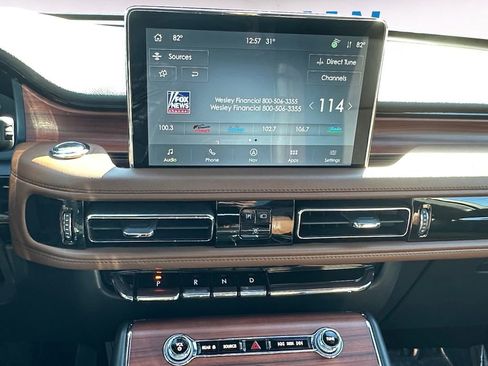 Used 2023 Lincoln Aviator Grand Touring w/ Elements Package Plus image 14