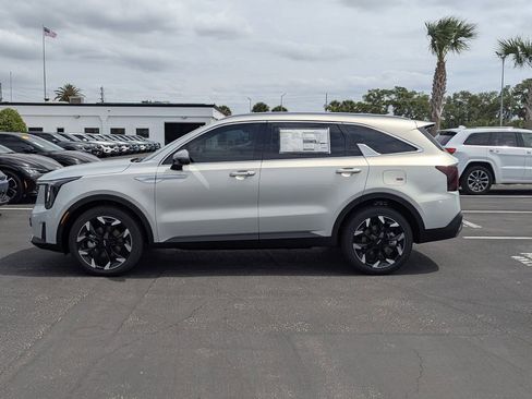 New 2026 Kia Sorento EX FWD image 4