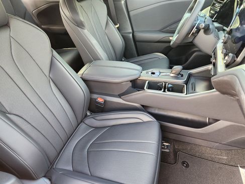 New 2026 Lexus TX 500h AWD image 9