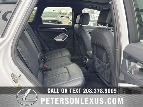 Used 2025 Audi Q3 2.0T Premium image 19