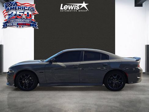 Used 2023 Dodge Charger R/T w/ Plus Group RWD image 2