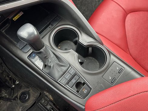 Used 2023 Toyota Camry XSE image 29