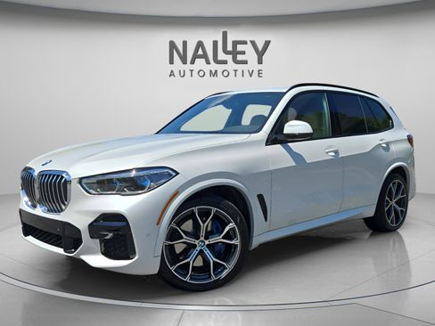 Used 2022 BMW X5 xDrive40i w/ M Sport Package image 1