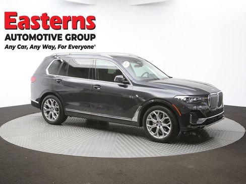 Used 2022 BMW X7 xDrive40i w/ Premium Package AWD/4WD image 48