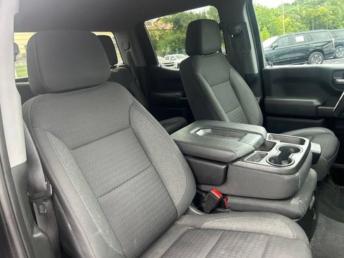 Used 2023 Chevrolet Silverado 1500 Custom AWD/4WD image 23