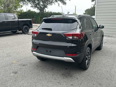 Certified 2025 Chevrolet TrailBlazer LT w/ LT Cold Weather Package FWD image 6
