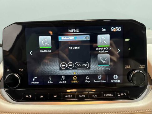 Used 2023 Nissan Rogue SL w/ SL Premium Package image 20