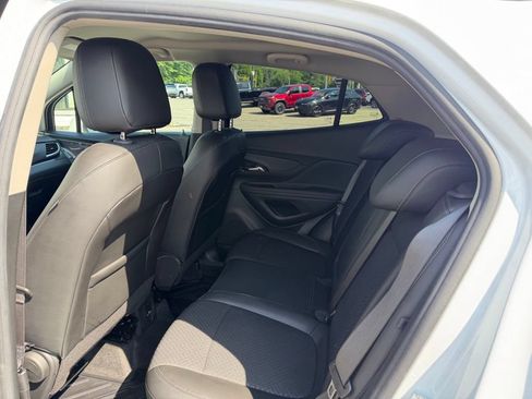Certified 2022 Buick Encore Preferred w/ Safety Package AWD/4WD image 19