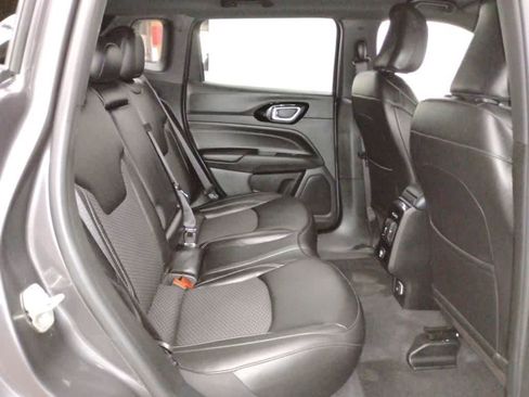 Used 2024 Jeep Compass Latitude w/ Altitude Special Edition AWD/4WD image 23