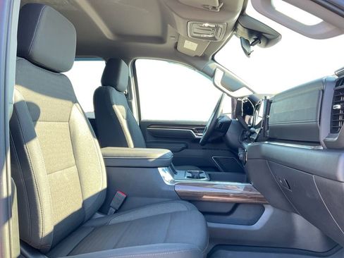 Used 2025 Chevrolet Silverado 2500 LT image 23